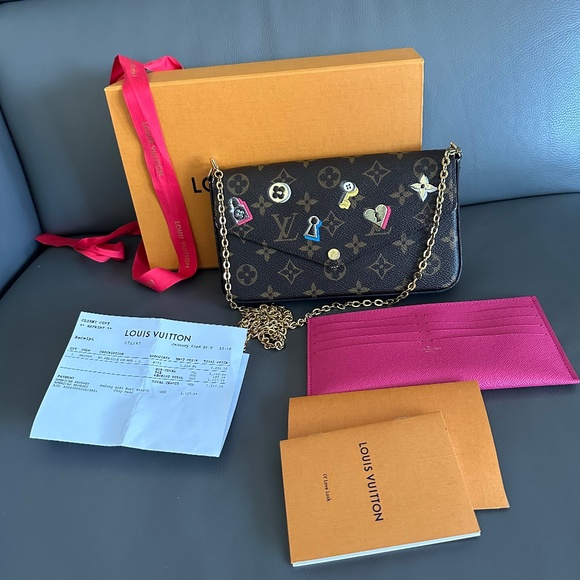 Louis Vuitton Felicie Key logo - Picture 1 of 17